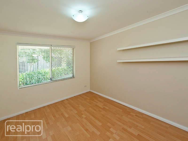 16 Conochie Crescent, Manning WA 6152