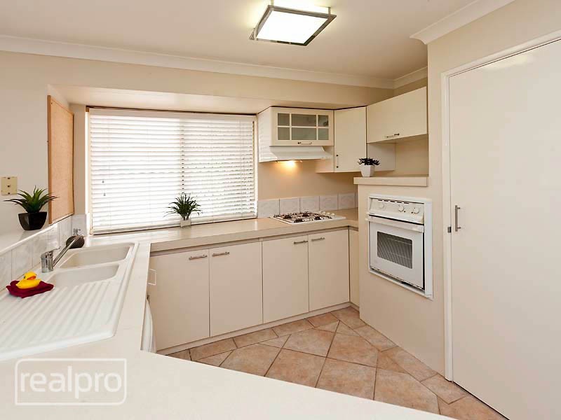 16 Conochie Crescent, Manning WA 6152