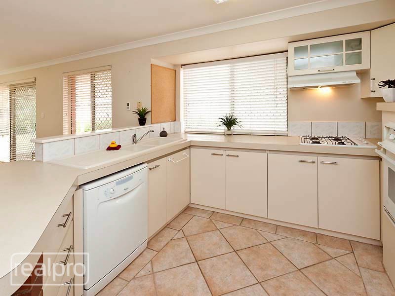 16 Conochie Crescent, Manning WA 6152