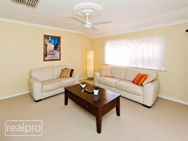 8 Templemore Gardens, Waterford WA 6152