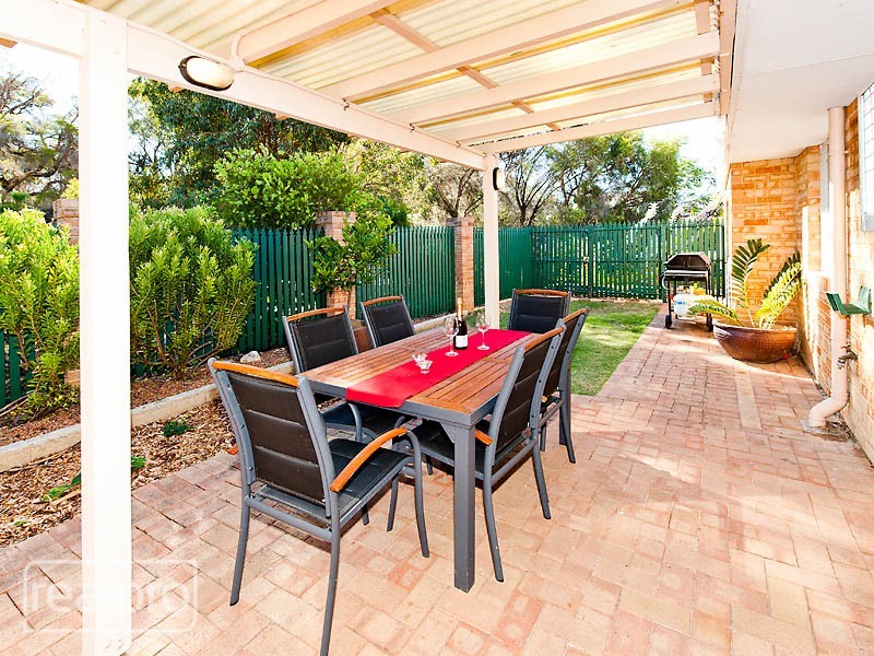 8 Templemore Gardens, Waterford WA 6152