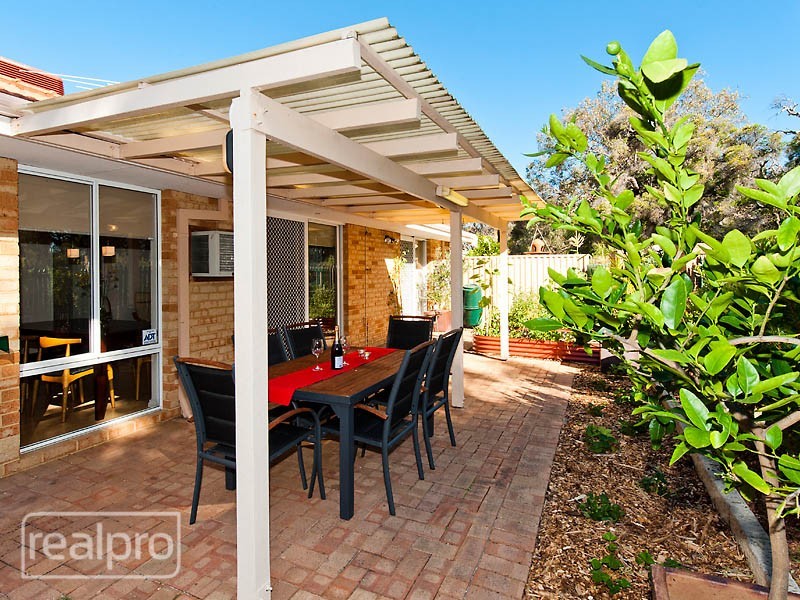 8 Templemore Gardens, Waterford WA 6152