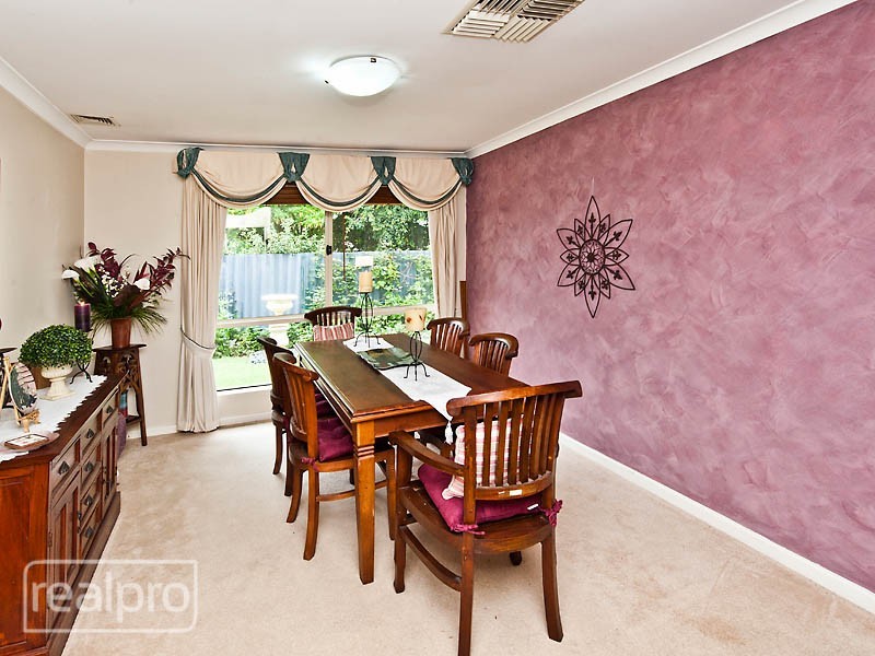 24A Bickley Crescent, Manning WA 6152