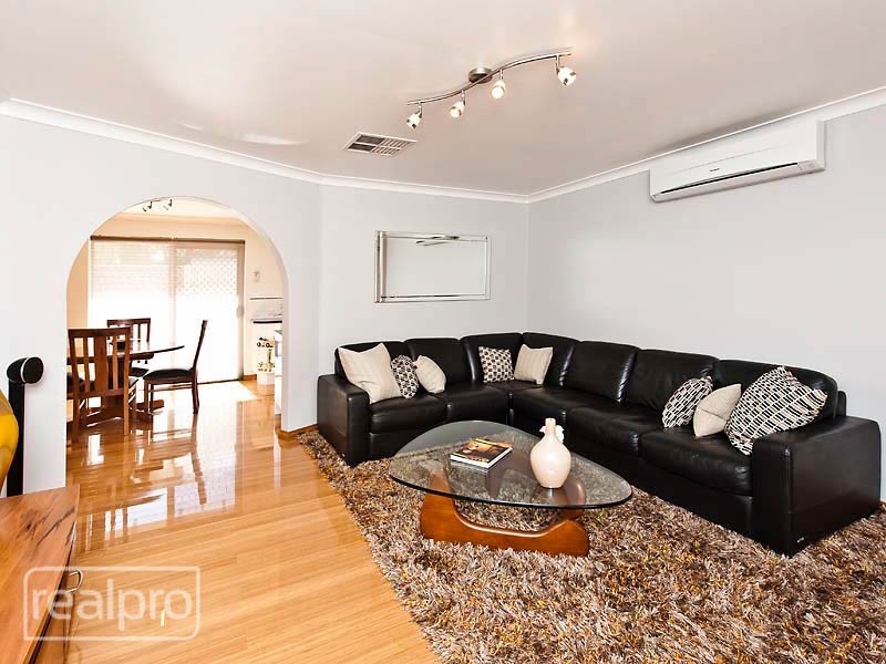 4/96 Edgecumbe Street, Como WA 6152