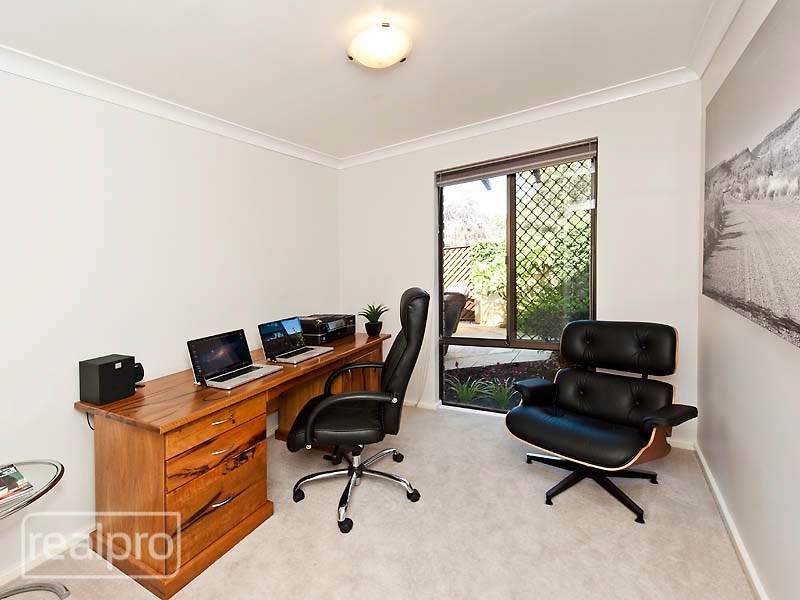 4/96 Edgecumbe Street, Como WA 6152