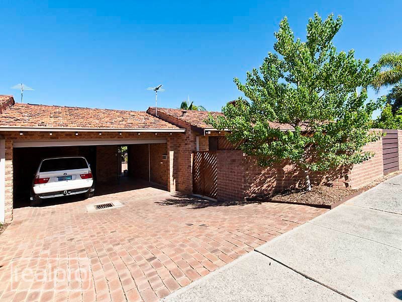 4/96 Edgecumbe Street, Como WA 6152