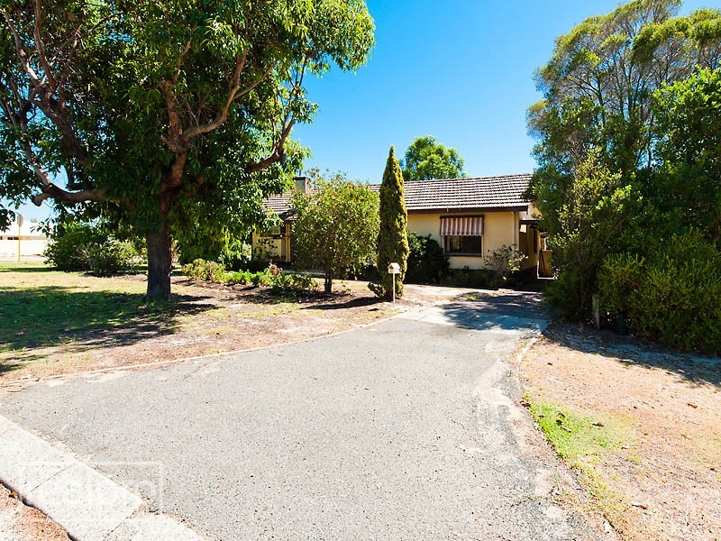 32 Bickley Crescent, Manning WA 6152
