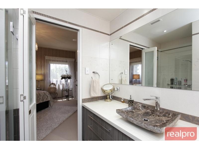 8/1 Queen Street, South Perth WA 6151