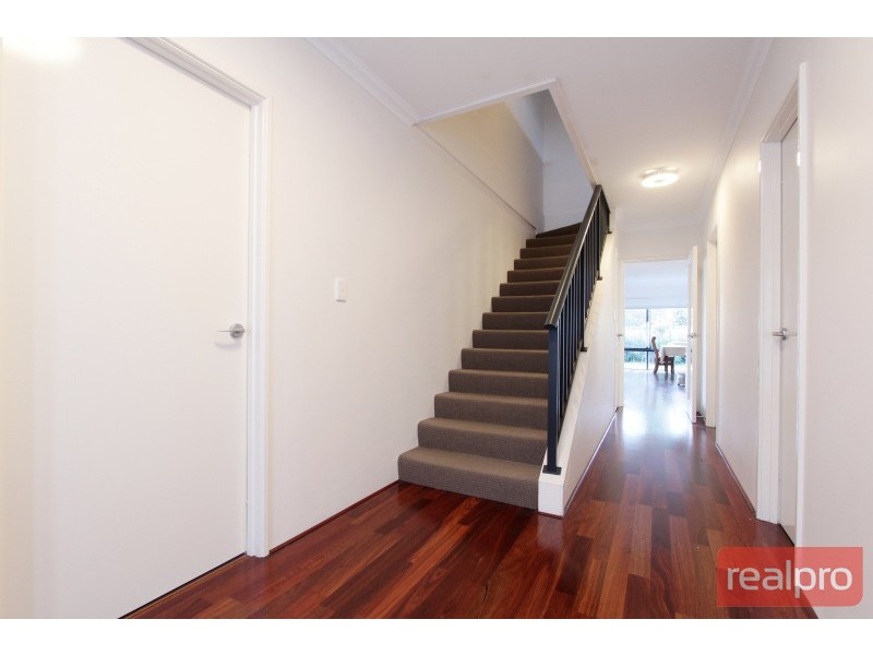 48a Cloister Ave, Manning WA 6152