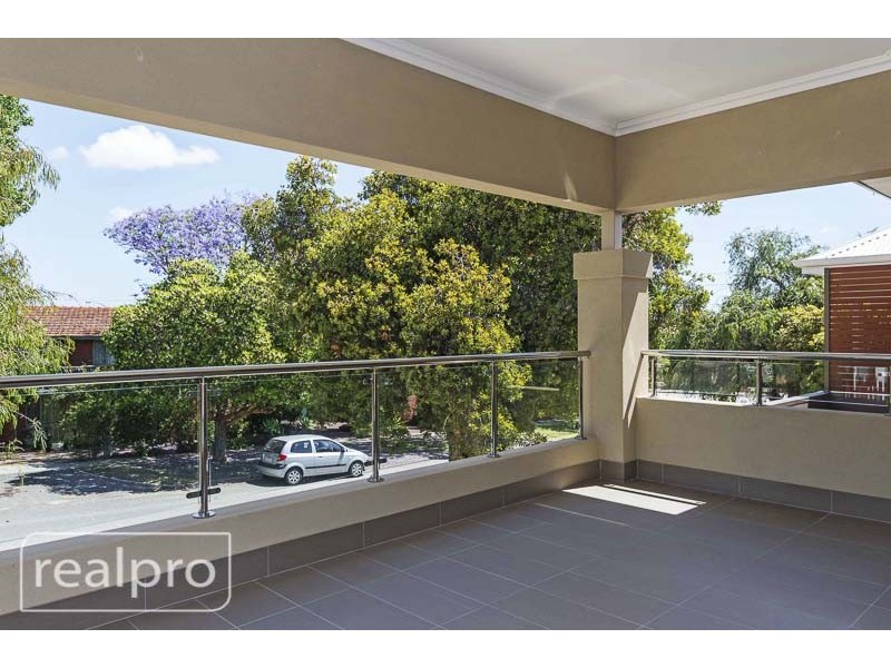 32B Gardner Street, Como WA 6152