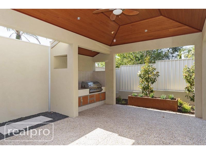 32B Gardner Street, Como WA 6152