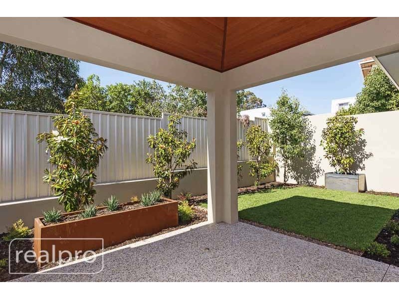 32B Gardner Street, Como WA 6152