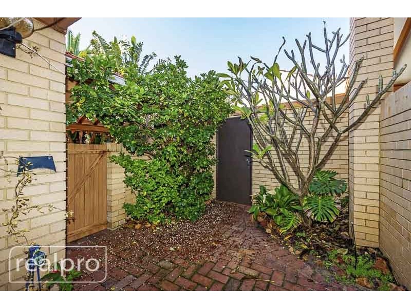 1/35 Milson Street, South Perth WA 6151