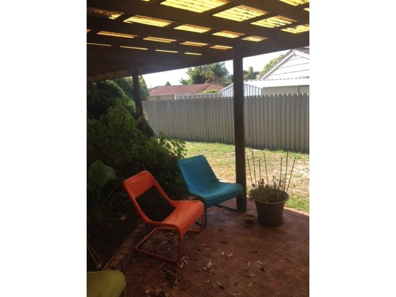 2 Farrin Court, Willetton WA 6155