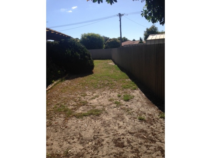 2 Farrin Court, Willetton WA 6155