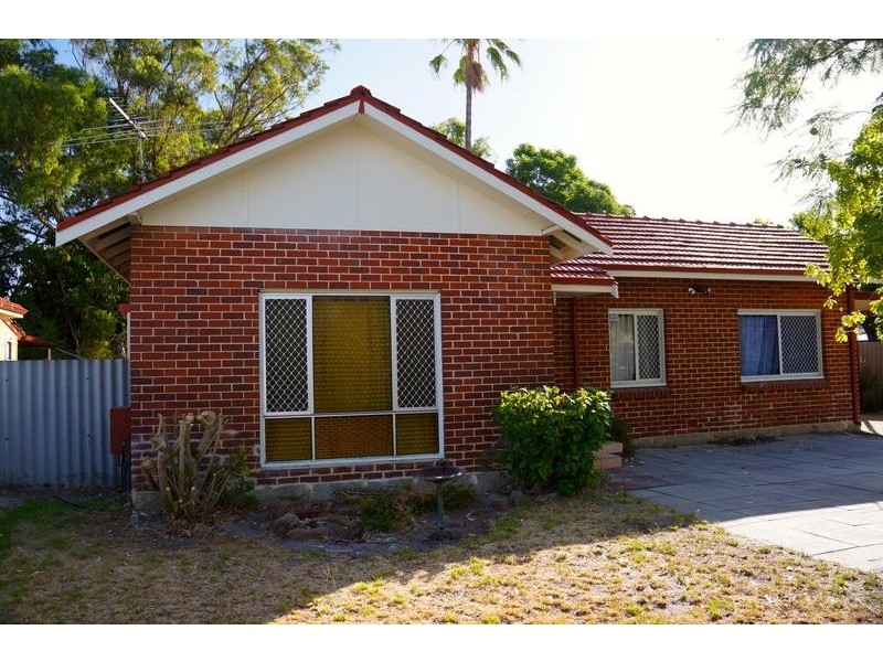 30 Wynyard Way, Thornlie WA 6108