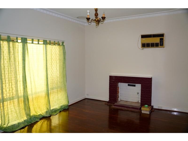 30 Wynyard Way, Thornlie WA 6108