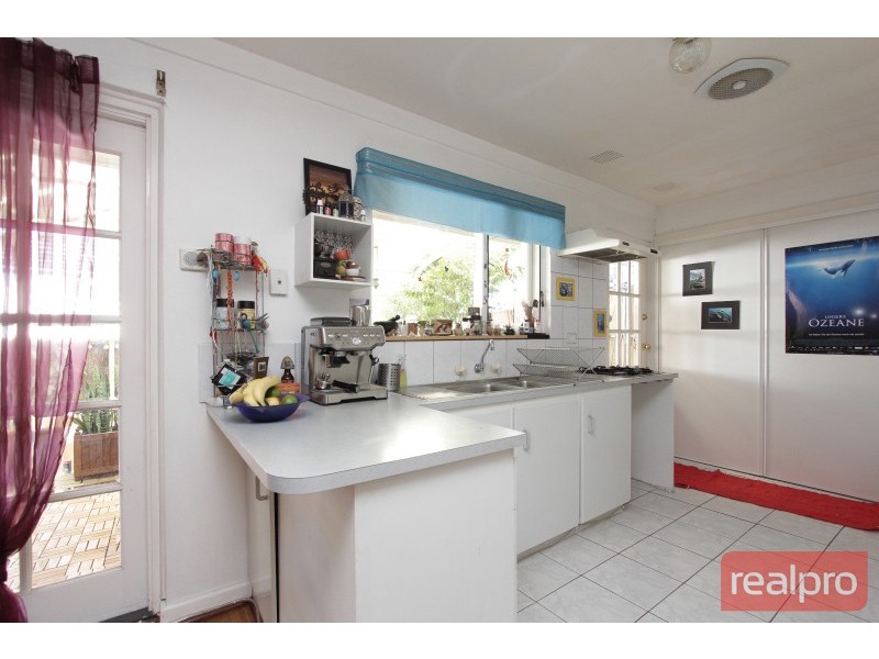 76 Solomon Street, Palmyra WA 6157