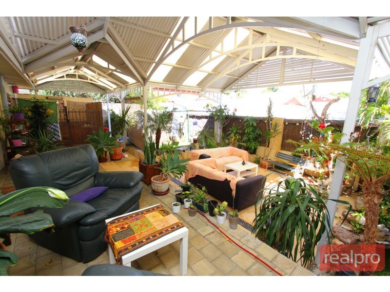 76 Solomon Street, Palmyra WA 6157