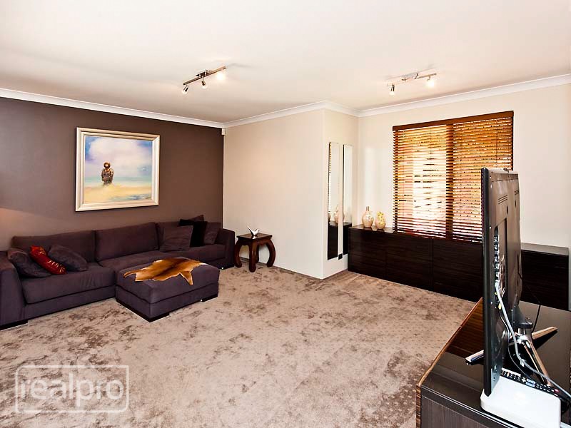 39B Bickley Crescent, Manning WA 6152