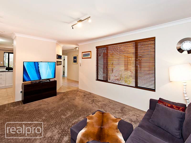 39B Bickley Crescent, Manning WA 6152