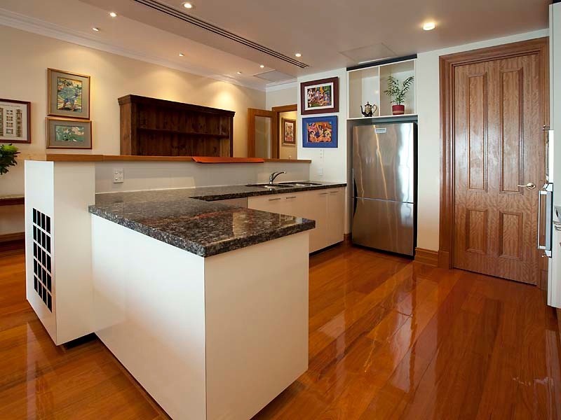 302/171-173 Mounts Bay Road, Crawley WA 6009