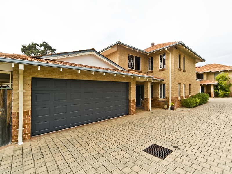 2/63 Gardner Street, Como WA 6152