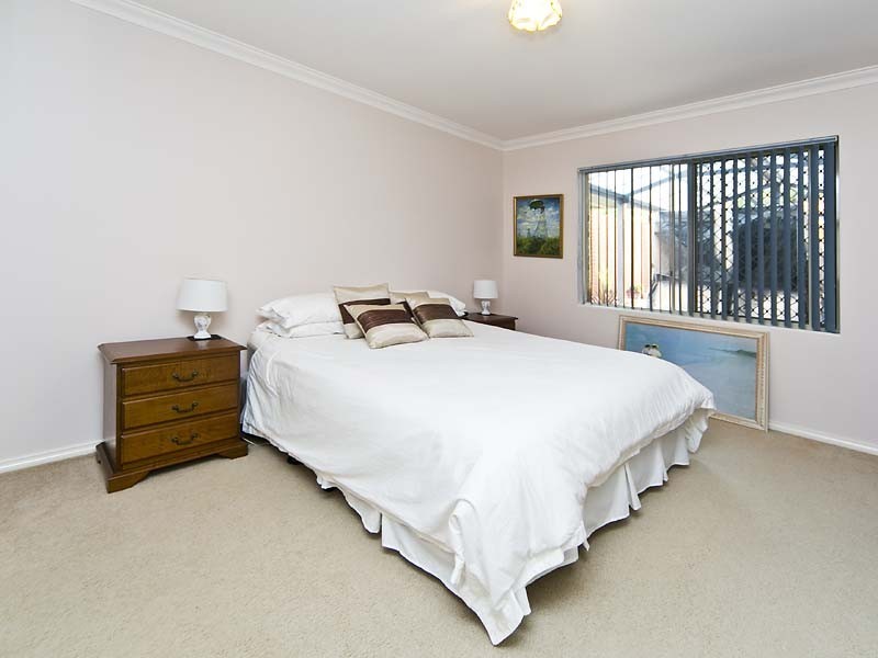 2/63 Gardner Street, Como WA 6152