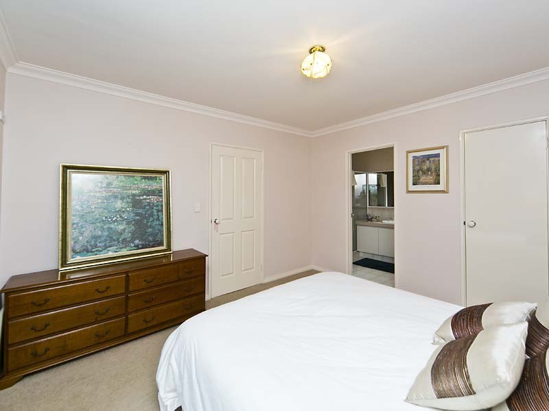 2/63 Gardner Street, Como WA 6152