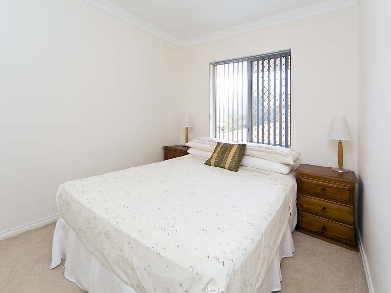 2/63 Gardner Street, Como WA 6152