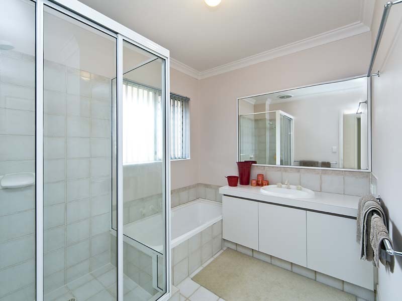 2/63 Gardner Street, Como WA 6152