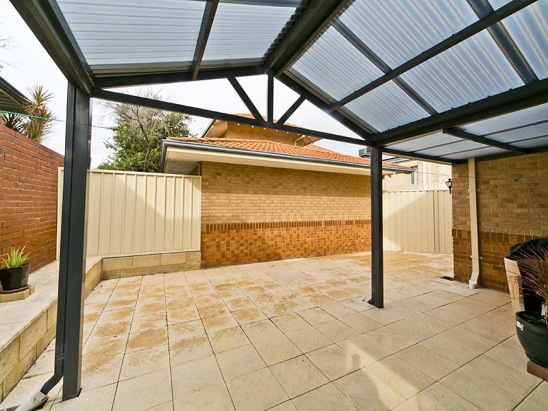 2/63 Gardner Street, Como WA 6152