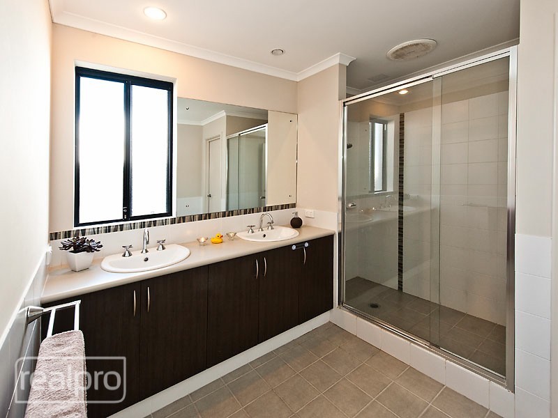 37A Crawshaw Crescent, Manning WA 6152