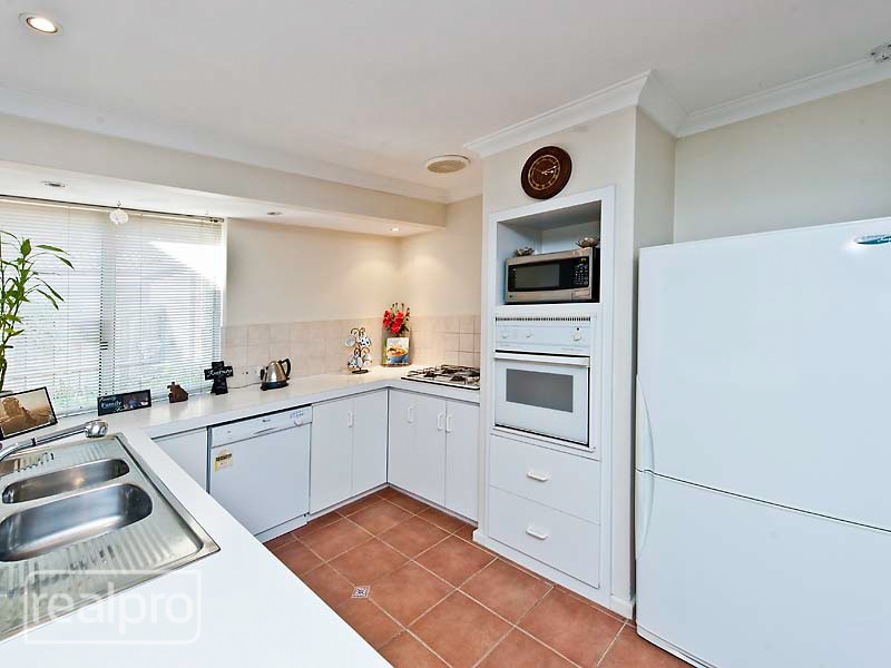 3/40 Conochie Crescent, Manning WA 6152