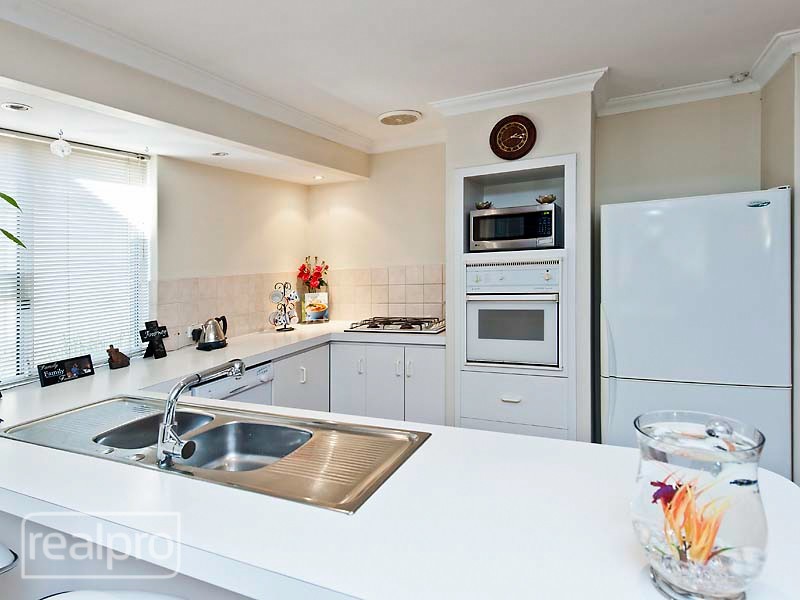 3/40 Conochie Crescent, Manning WA 6152