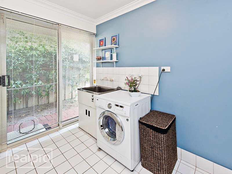 3/40 Conochie Crescent, Manning WA 6152