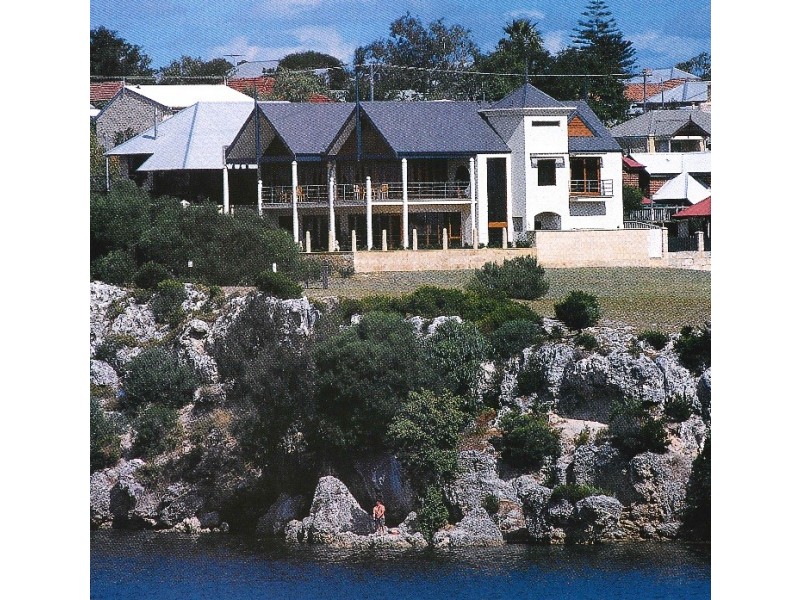 14 Phyllis Street, North Fremantle WA 6159