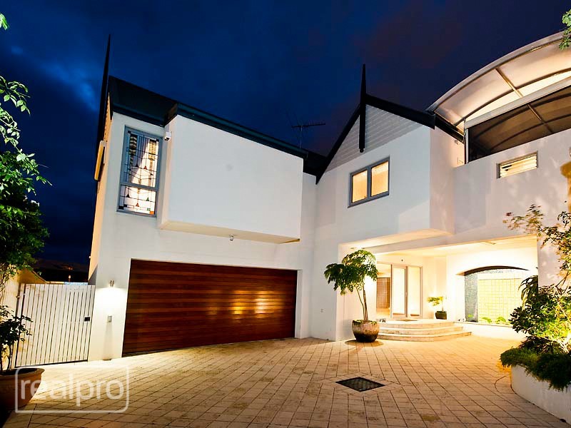 14 Phyllis Street, North Fremantle WA 6159