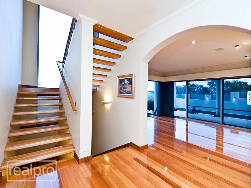 14 Phyllis Street, North Fremantle WA 6159