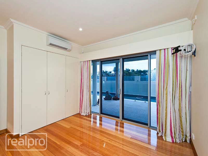 14 Phyllis Street, North Fremantle WA 6159