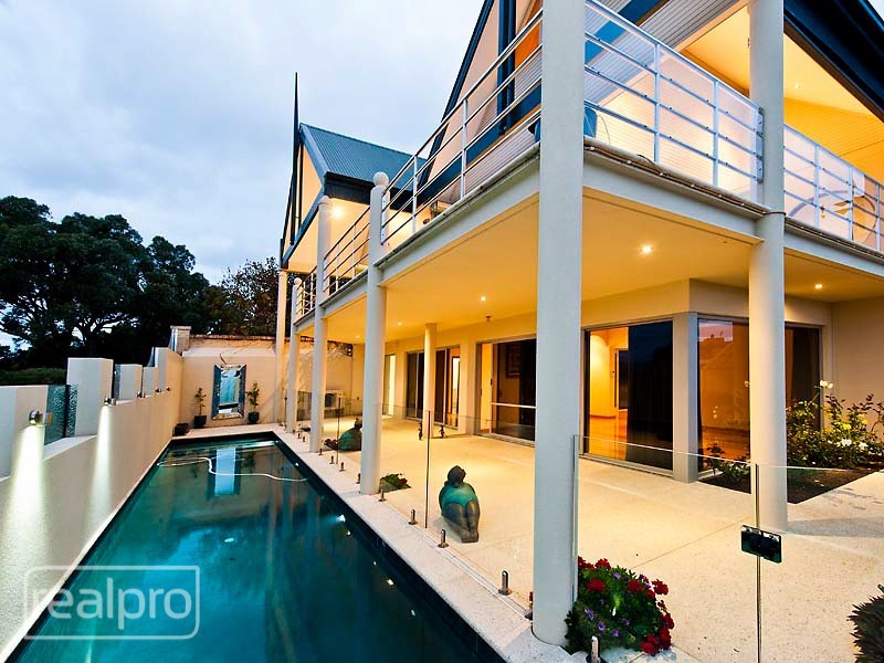 14 Phyllis Street, North Fremantle WA 6159