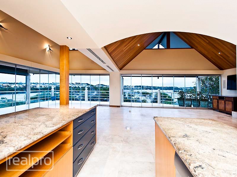 14 Phyllis Street, North Fremantle WA 6159