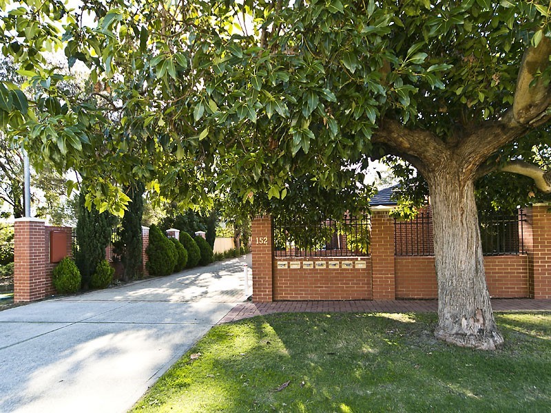 4/152 Gwenyfred Road, Kensington WA 6151