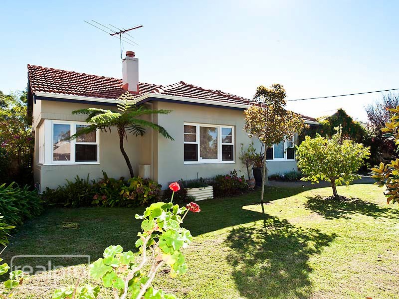 21 Cornish Crescent, Manning WA 6152