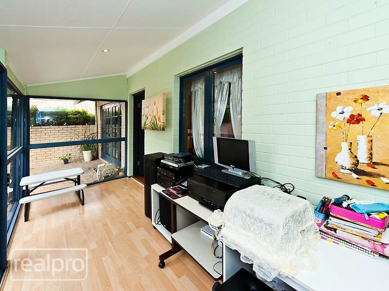 13A Forward Street, Manning WA 6152
