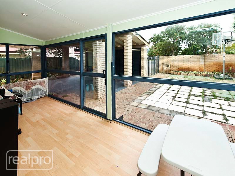 13A Forward Street, Manning WA 6152