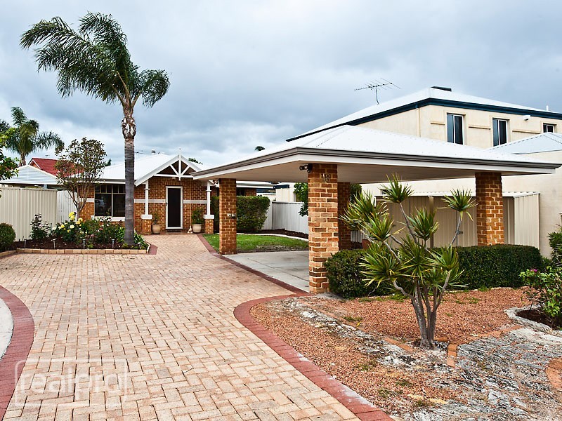 18 Cornish Crescent, Manning WA 6152