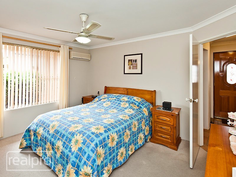 18 Cornish Crescent, Manning WA 6152