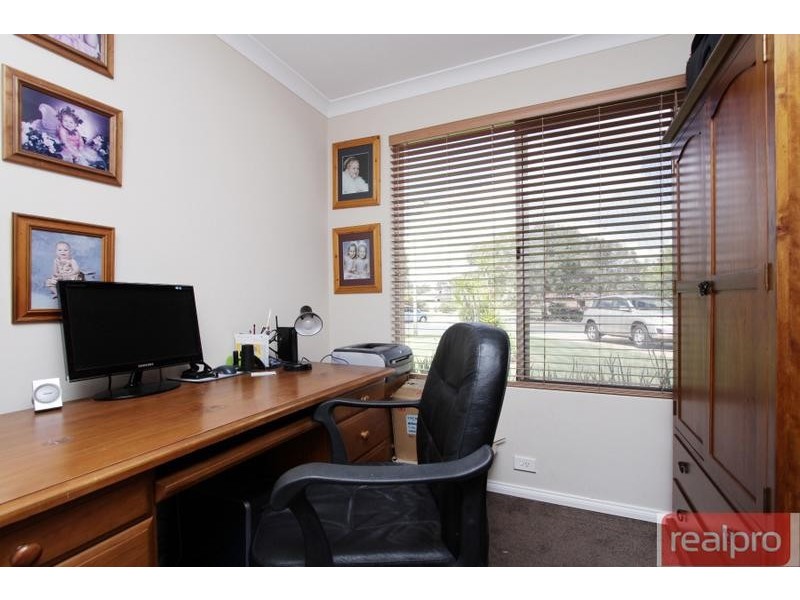 13 Boongala Close, Karawara WA 6152