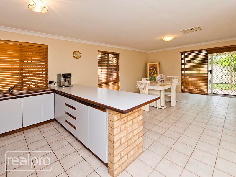 60B Cloister Avenue, Manning WA 6152